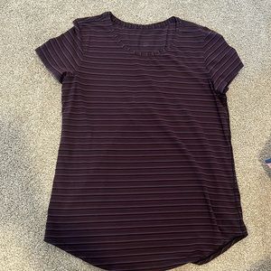 Love Crew T-Shirt sz 6